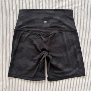 Lululemon Align Super High Rise Short Camo Deep Coal Multi- Size 6